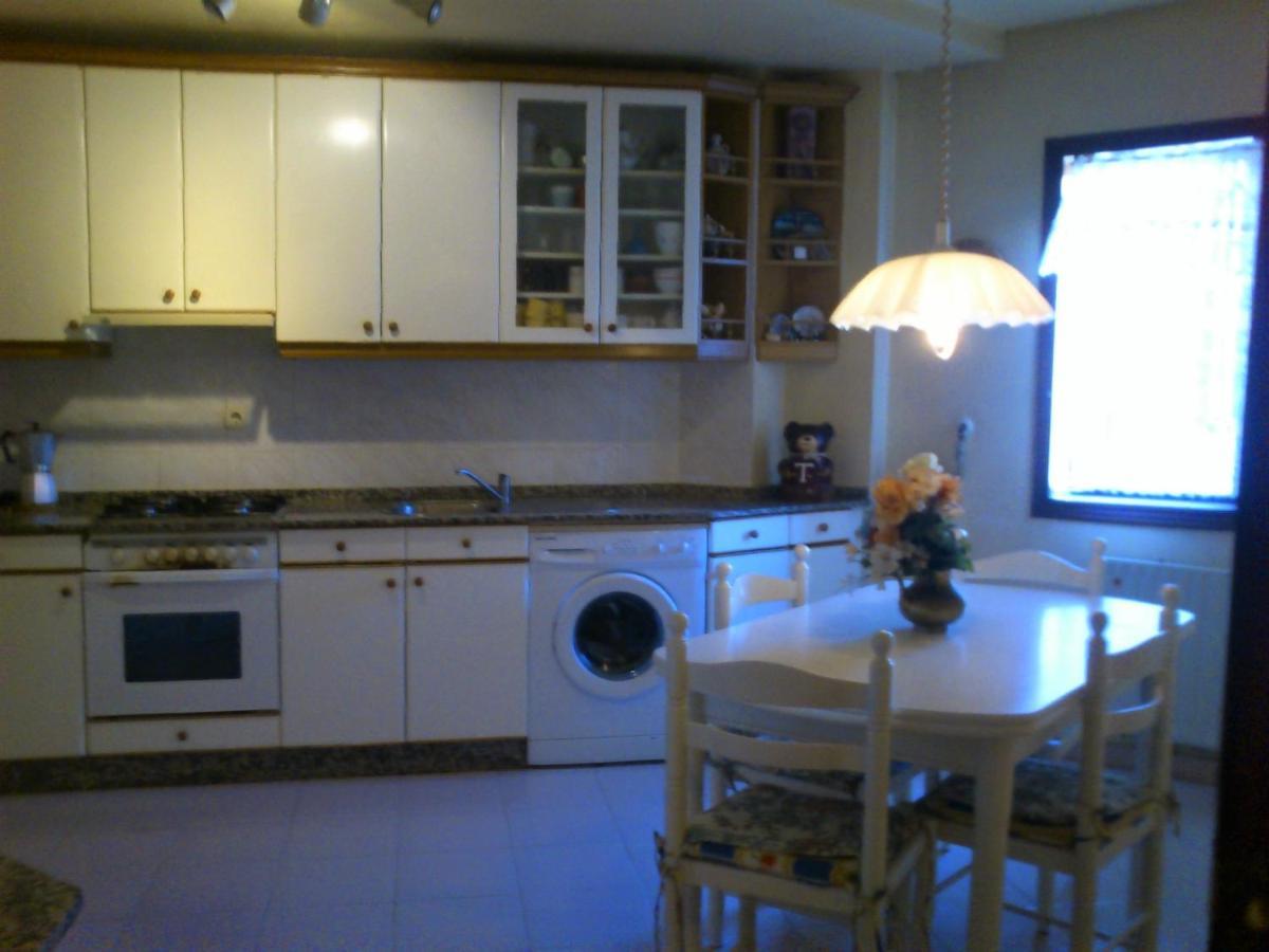 سانتياغو دي كومبوستيلا Acogedora Habitacion Doble Junto A Paseos & Parques المظهر الخارجي الصورة
